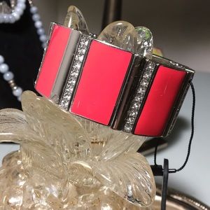 🌺Coral/Red Ann Taylor Bracelet🌺
